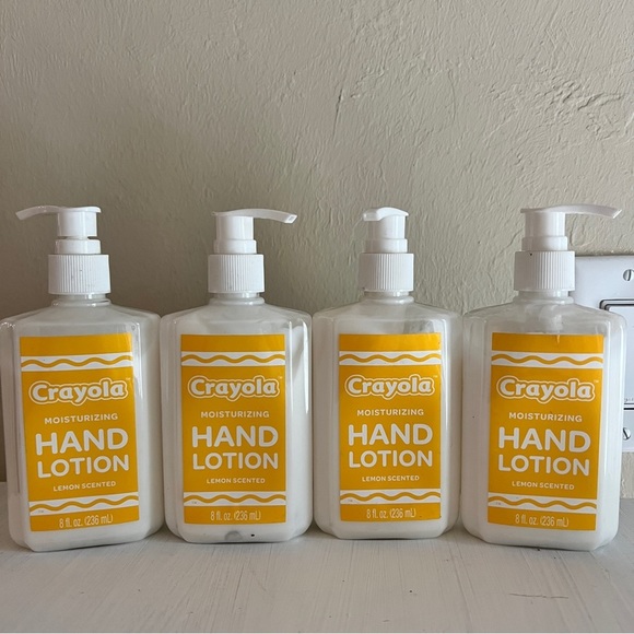 Crayola Hand Lotion Lot of 4 Gift Prize Stocking Stuffer - Picture 1 of 2